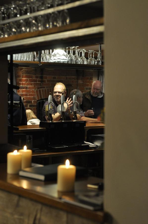 The Angel Inn Warminster Zewnętrze zdjęcie